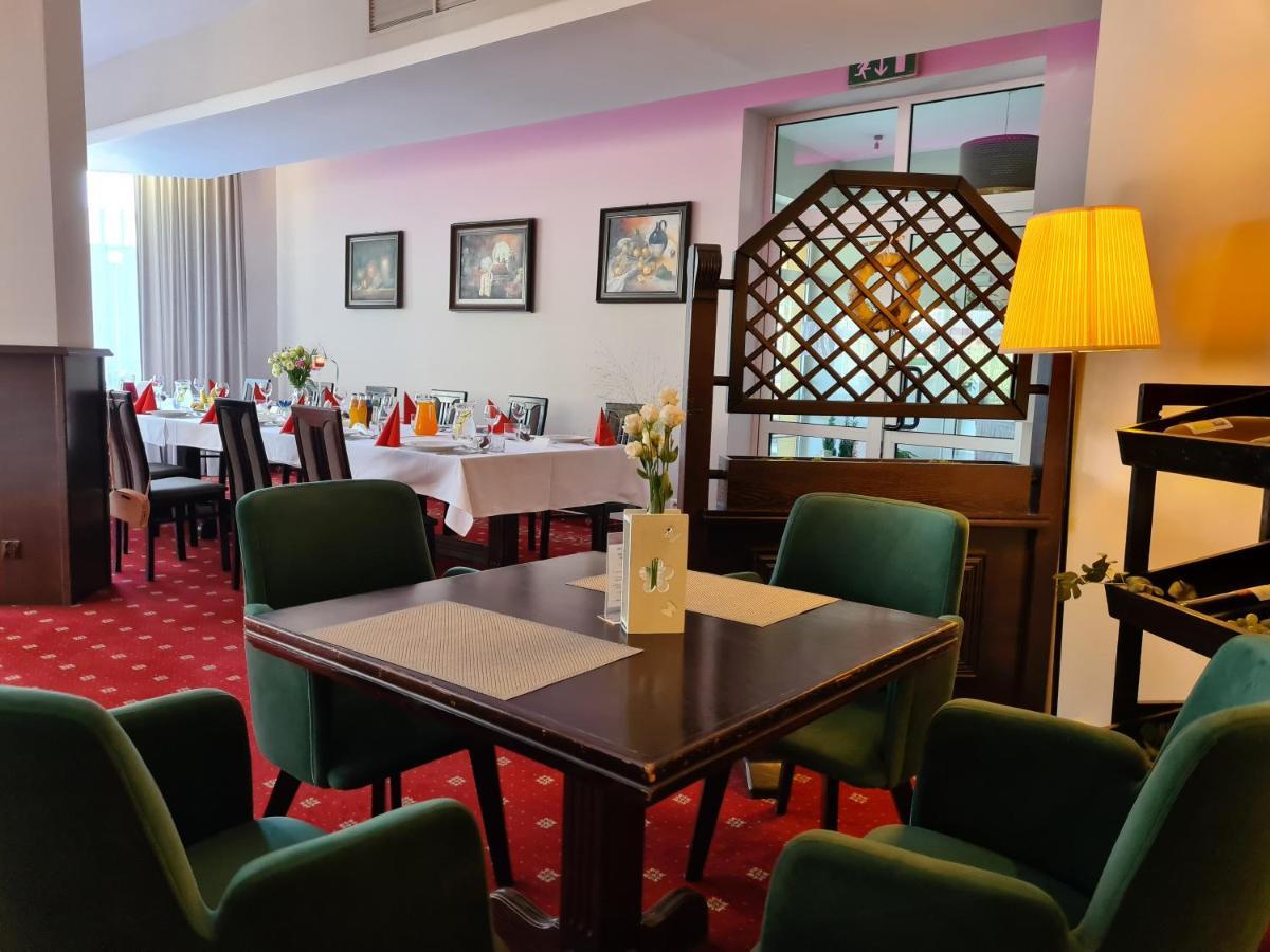 Hotel Mikulski Gliwice Dış mekan fotoğraf