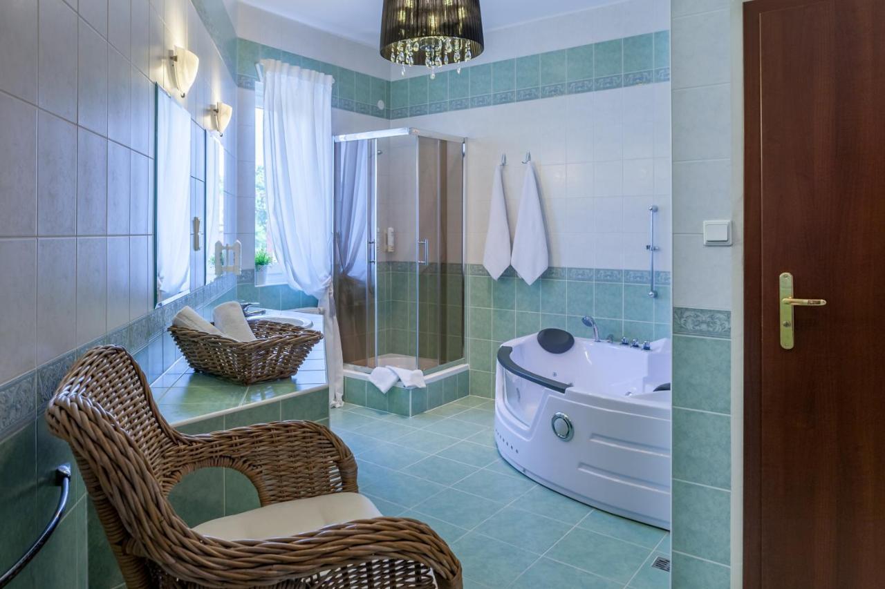 Hotel Mikulski Gliwice Dış mekan fotoğraf