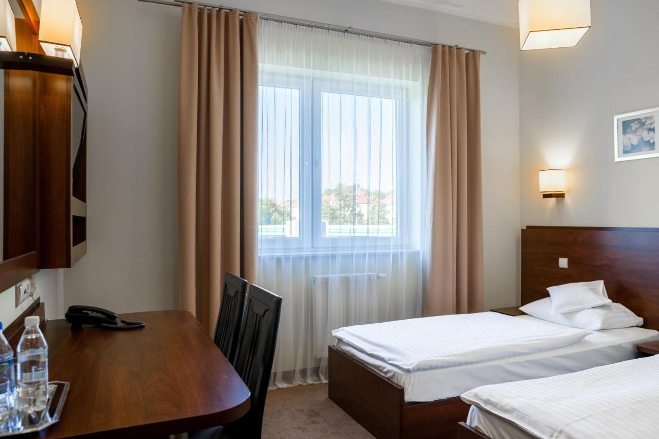 Hotel Mikulski Gliwice Dış mekan fotoğraf